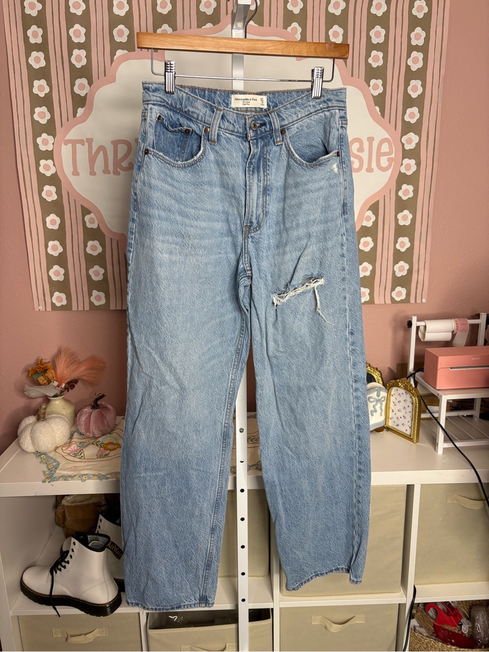 Abercrombie and Fitch the loose high rise jeans